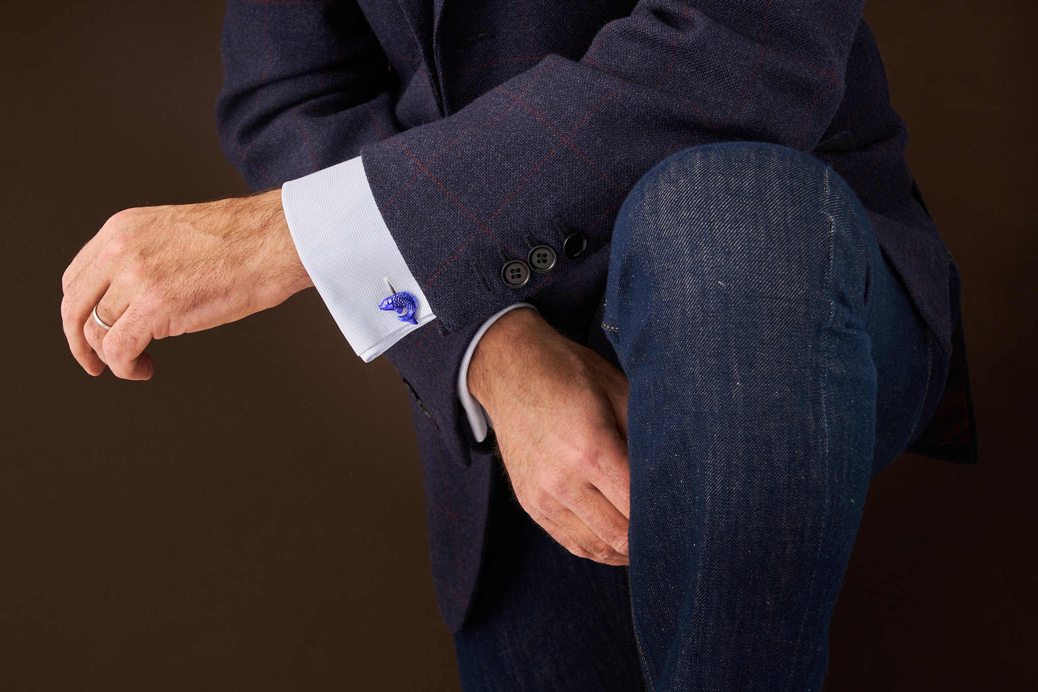 Lapis-lazuli Carved Fish Cufflinks
